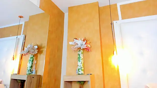 emilyadams0 online show from 12/01/25, 09:09