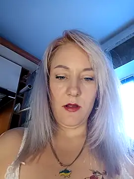 Snapshot of Tina_Alev chatting on 02/07/25, 08:33 Tina Alev online show from 02/07/25, 08:33