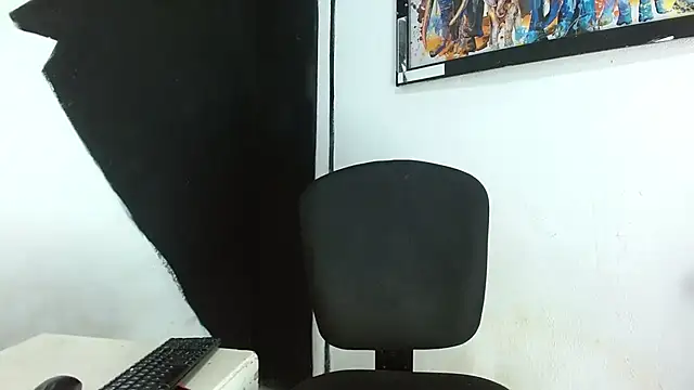 Yeiko Park2 online show from 10/31/25, 03:07