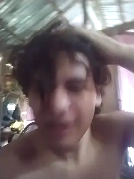 Snapshot of pedrodavid_ chatting on 11/05/25, 12:27 pedrodavid online show from 11/05/25, 12:27