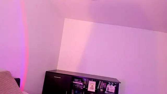 guccipussy1 online show from 02/27/25, 11:15