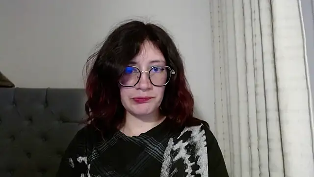 mariana124- online show from 01/02/25, 11:31