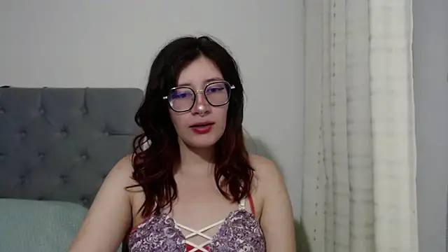 mariana124- online show from 01/31/25, 02:39