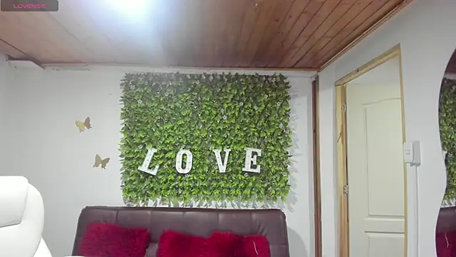 Enma  clark online show from 02/12/25, 07:13