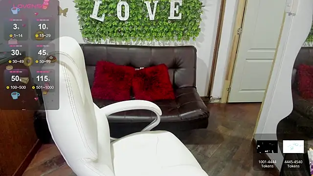 Enma  clark online show from 03/11/25, 07:47