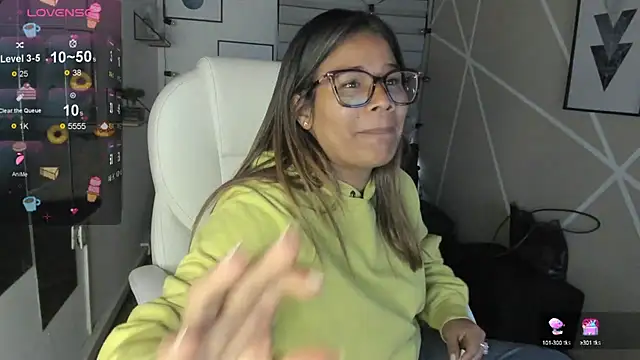 Enma  clark online show from 09/17/25, 07:48