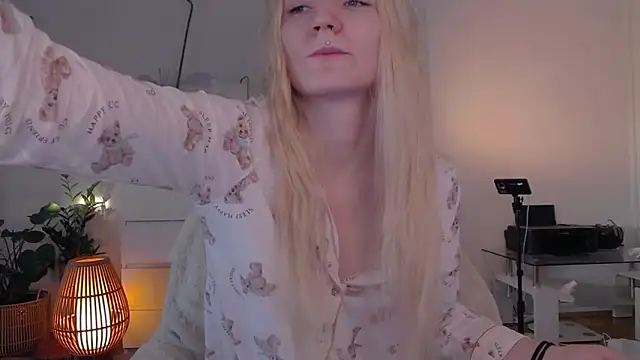 ginger vi online show from 02/09/25, 03:23