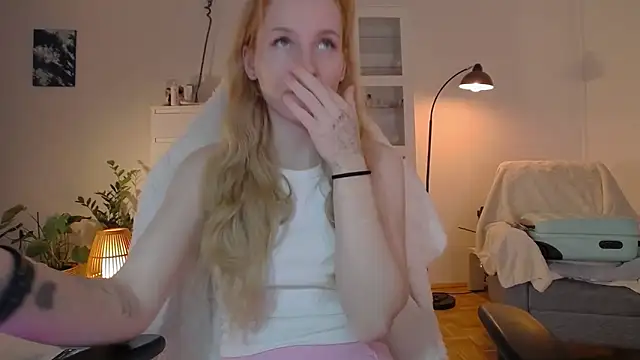 ginger vi online show from 02/25/25, 10:07