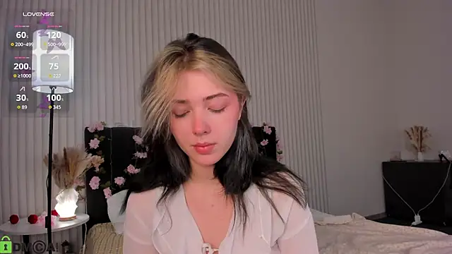 Snapshot of Vanessa_Walters chatting on 09/18/25, 02:02 Vanessa Walters online show from 09/18/25, 02:02