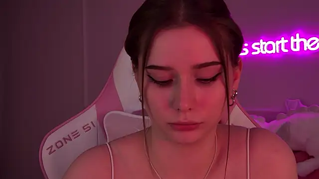 DianaVert online show from 02/07/25, 04:37