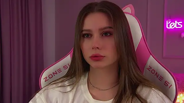 DianaVert online show from 12/18/25, 06:03