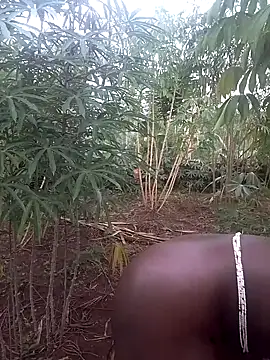 Snapshot of Sherry_she chatting on 09/24/25, 03:43 Sherry she online show from 09/24/25, 03:43