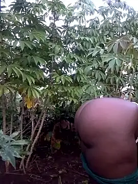 Snapshot of Sherry_she chatting on 09/30/25, 03:33 Sherry she online show from 09/30/25, 03:33