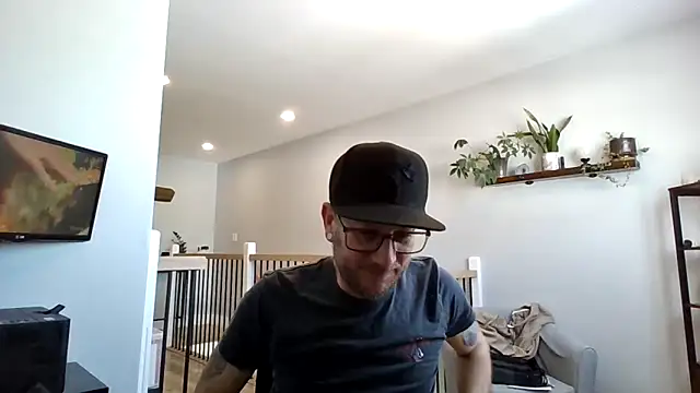 Bigdicktrav902 online show from 02/12/25, 04:33