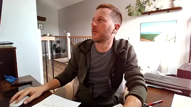 Bigdicktrav902 online show from 04/13/26, 12:21