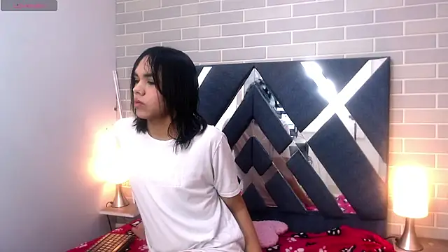 AndreaGil  online show from 01/26/25, 02:19