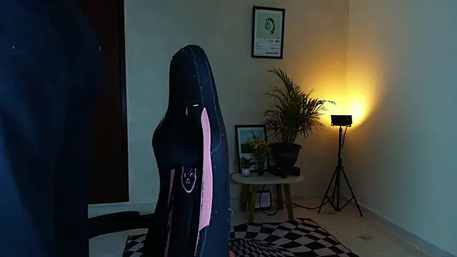 SweetJennaa online show from 04/05/26, 04:20