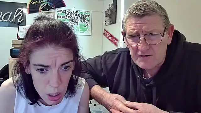 MelinahViking online show from 11/29/25, 05:54