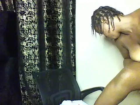 Candii wet  online show from 10/03/25, 07:33