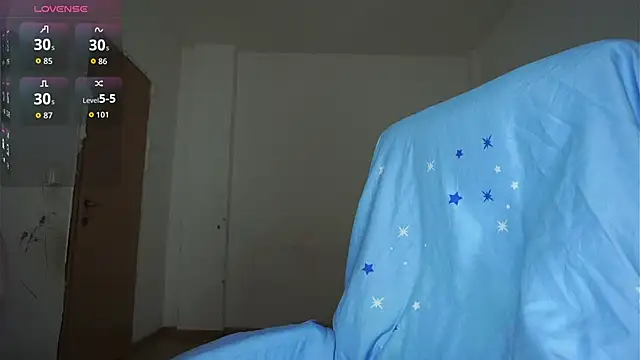 Snapshot of Miss__Bia chatting on 10/13/25, 09:48 Miss Bia online show from 10/13/25, 09:48