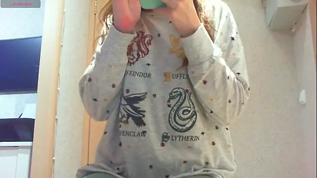 khu yam online show from 10/26/25, 02:45