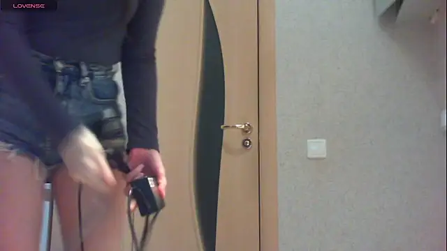 khu yam online show from 11/23/25, 12:49