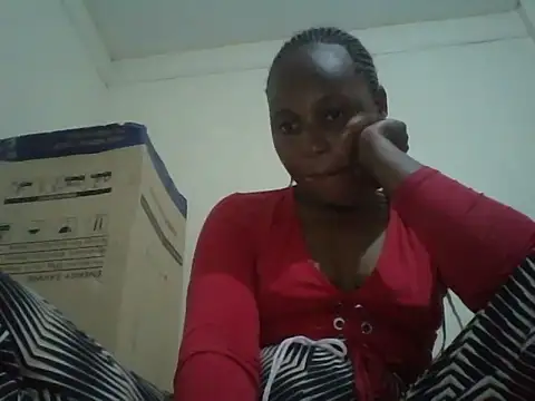 Snapshot of Candykitten chatting on 05/13/26, 06:55 Candykitten online show from 05/13/26, 06:55