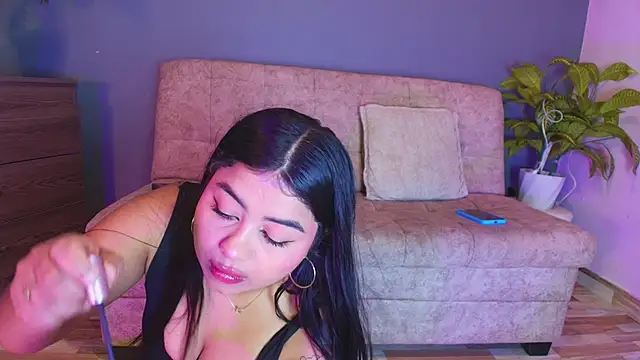 jade brunnette online show from 05/20/26, 08:15