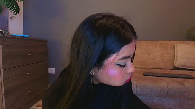 jade brunnette online show from 05/28/26, 08:28