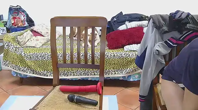 Snapshot of couplemilf2 chatting on 03/11/25, 08:53 couplemilf2 online show from 03/11/25, 08:53