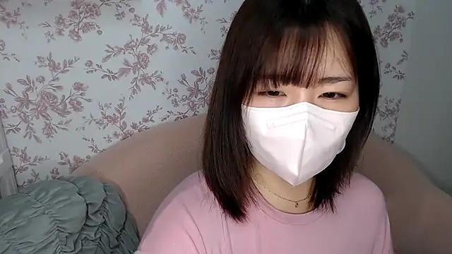 mei hosina online show from 02/22/25, 03:47