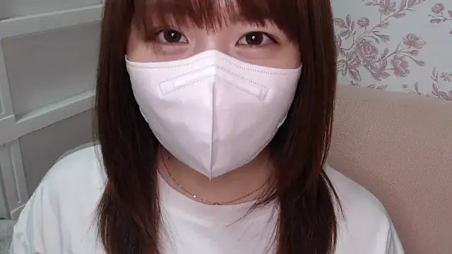 mei hosina online show from 09/11/25, 02:28