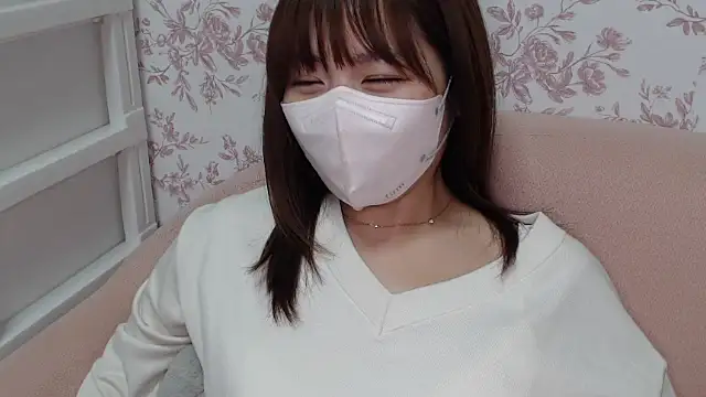 mei hosina online show from 09/12/25, 02:33