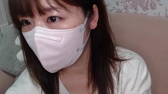 mei hosina online show from 10/12/25, 03:44