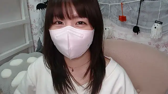 mei hosina online show from 10/29/25, 03:36