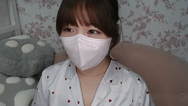 mei hosina online show from 01/13/26, 03:50