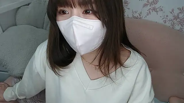 mei hosina online show from 03/12/26, 03:51