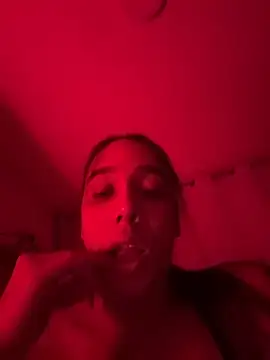 salome cortes26 online show from 10/28/25, 09:02