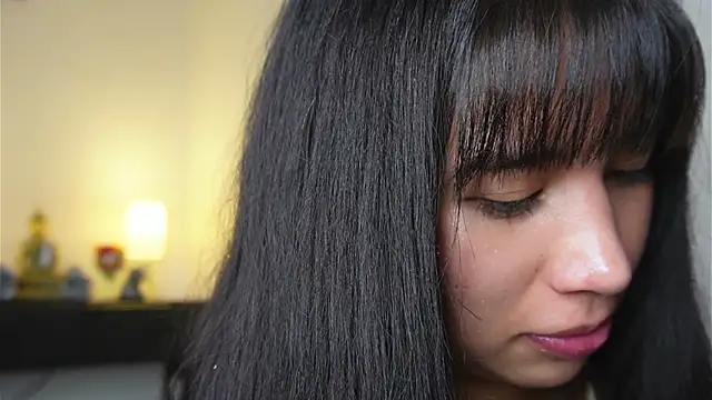 Snapshot of AlessiaVix chatting on 12/31/24, 09:17 AlessiaVix online show from 12/31/24, 09:17