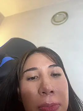 Snapshot of AlessiaVix chatting on 03/19/25, 09:16 AlessiaVix online show from 03/19/25, 09:16