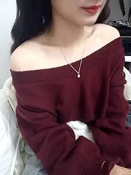 Snapshot of Lovely_kute chatting on 02/16/25, 09:16 Lovely kute online show from 02/16/25, 09:16