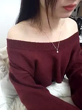 Snapshot of Lovely_kute chatting on 02/24/25, 11:52 Lovely kute online show from 02/24/25, 11:52