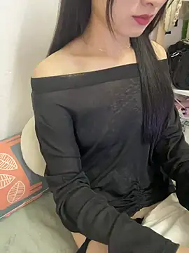 Snapshot of Lovely_kute chatting on 03/19/25, 08:11 Lovely kute online show from 03/19/25, 08:11