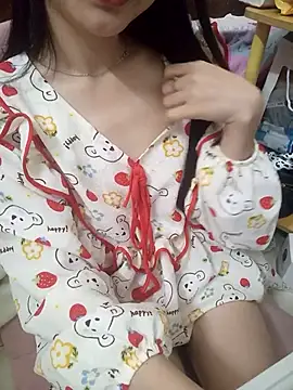 Snapshot of Lovely_kute chatting on 09/30/25, 10:26 Lovely kute online show from 09/30/25, 10:26