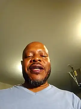 Snapshot of personalityalwayswins2 chatting on 09/29/25, 08:19 personalityalwayswins2 online show from 09/29/25, 08:19