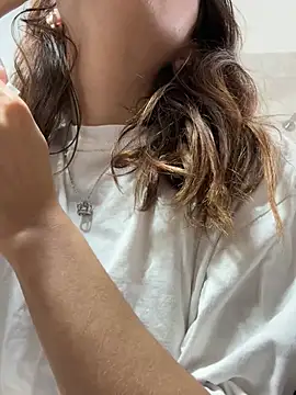 SaraLatinayPrimiciax online show from 03/16/25, 04:01