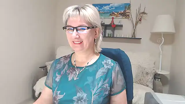 FleurMays online show from 01/29/25, 01:37