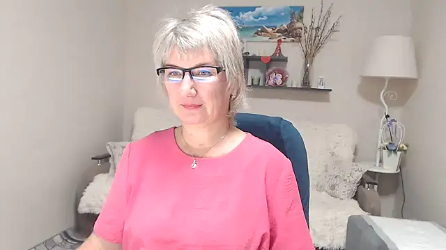 FleurMays online show from 10/13/25, 05:18