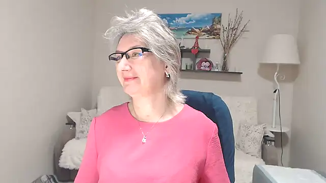 FleurMays online show from 11/25/25, 04:34