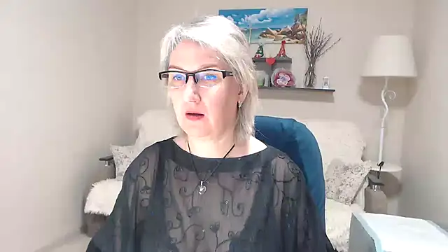 FleurMays online show from 05/13/26, 05:49